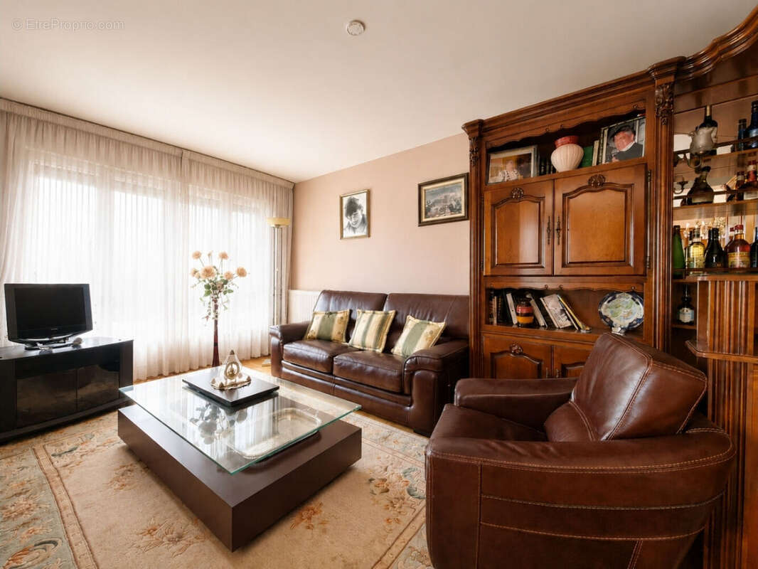 Appartement Fontenay Sous Bois 4 pièce(s) 76 m2 - photo 2