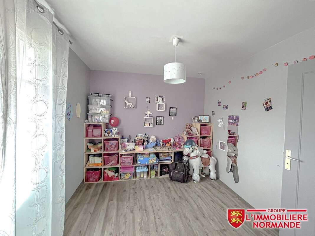 Maison à ROSNY-SUR-SEINE