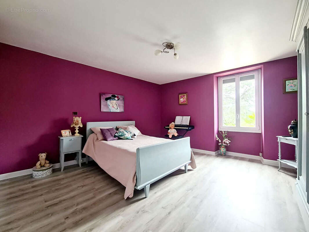Maison à DONJEUX