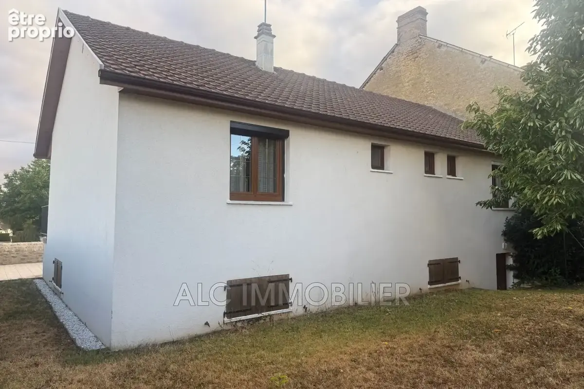 Maison 80 m² à Alencon  - photo 4