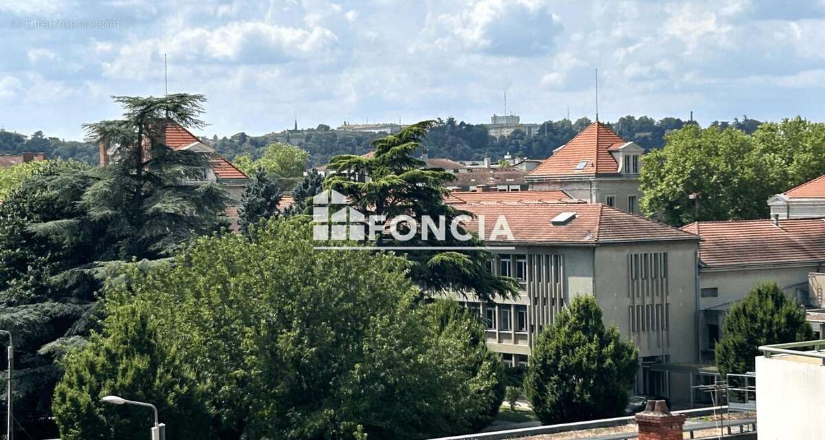 Appartement à LYON-4E