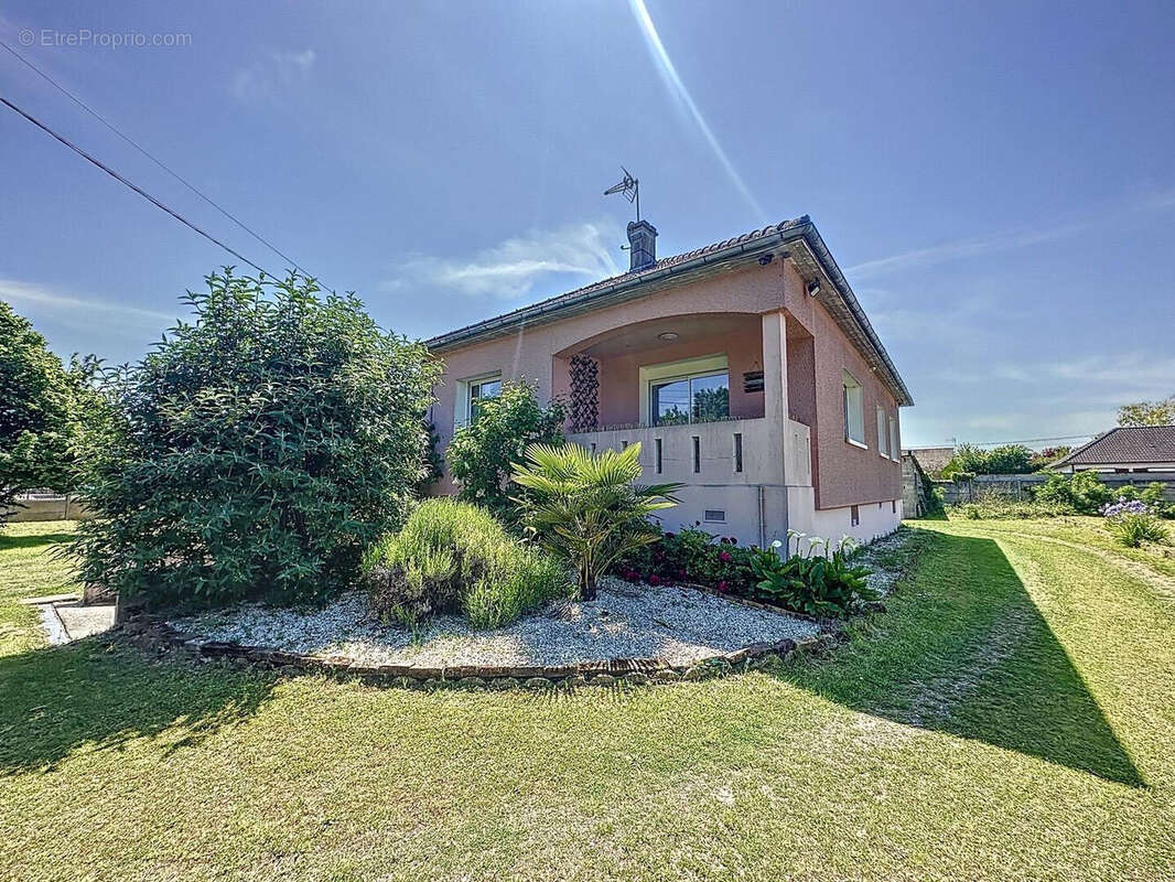 Photo 3 - Maison à SAINT-MESMIN