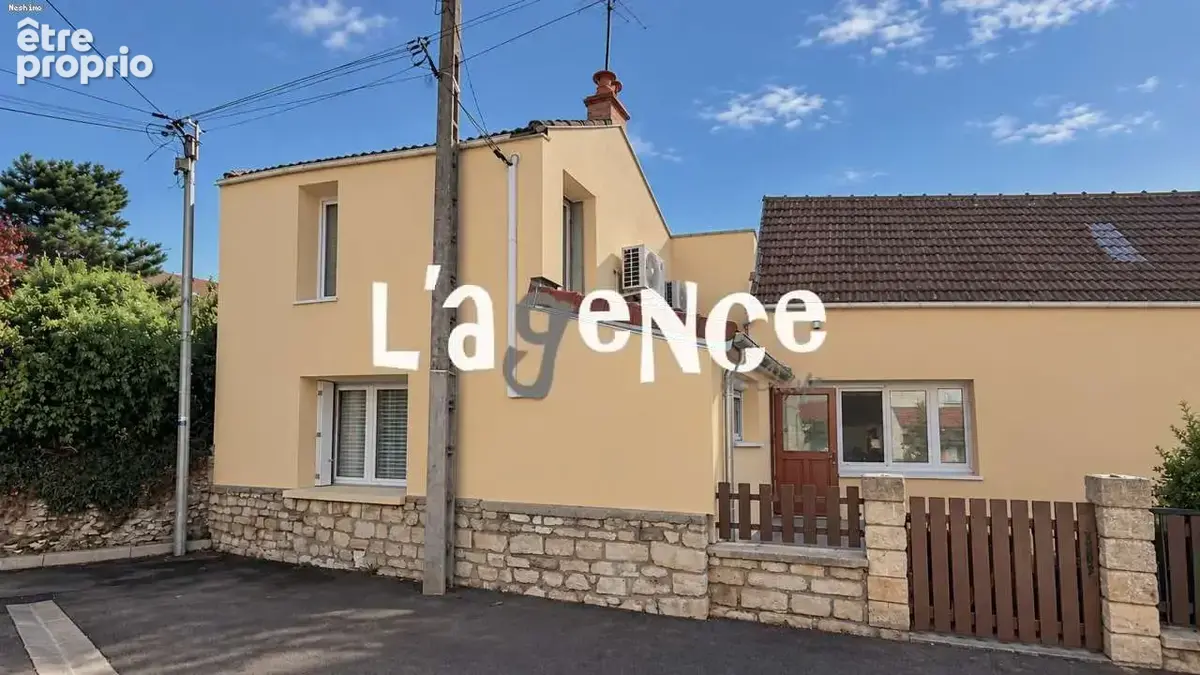 Maison à CLAYE-SOUILLY