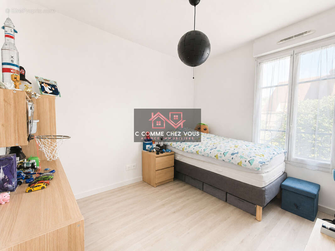 Appartement à OZOIR-LA-FERRIERE