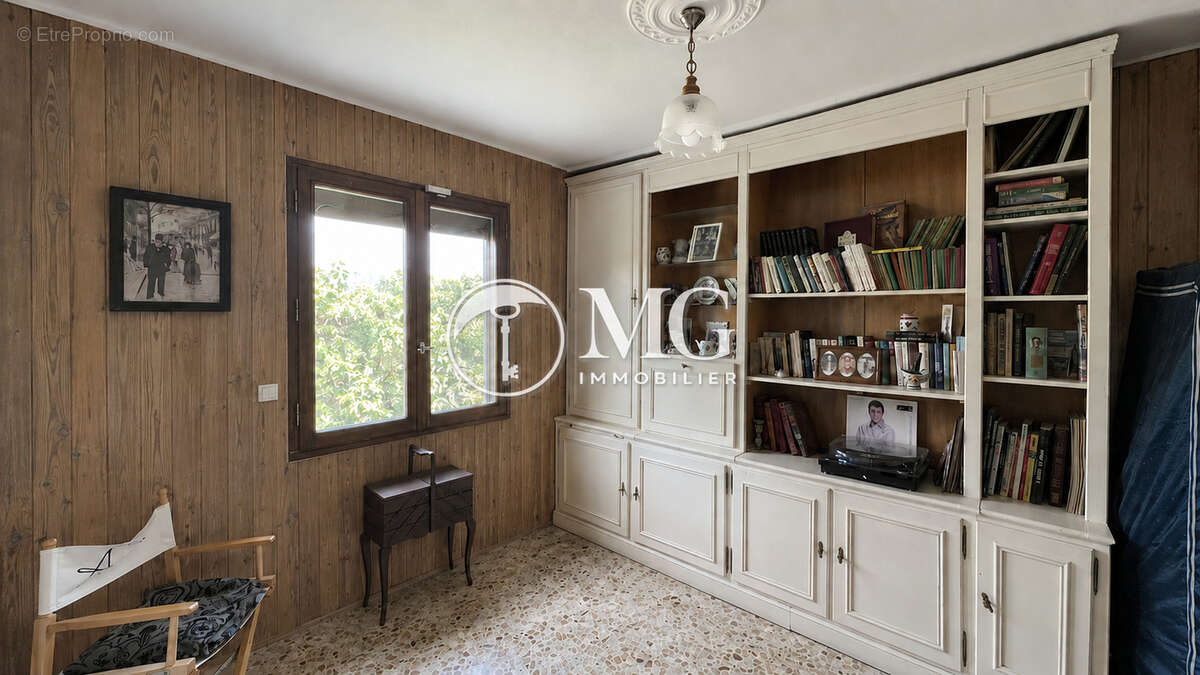 Maison à MALIJAI