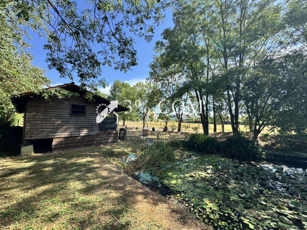 3%COM Belle propriété sur 41 ares - jardin -chalet - spa- ba - photo 19