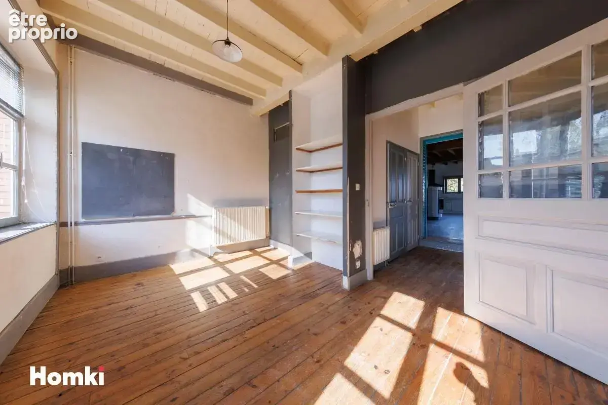 Maison de ville T8 de 216 m à Courpière 63120 - photo 5