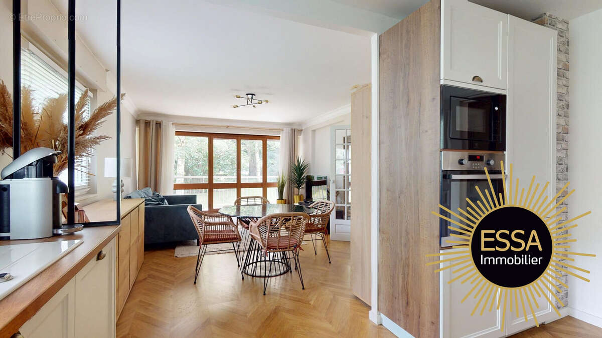 Appartement à VELIZY-VILLACOUBLAY