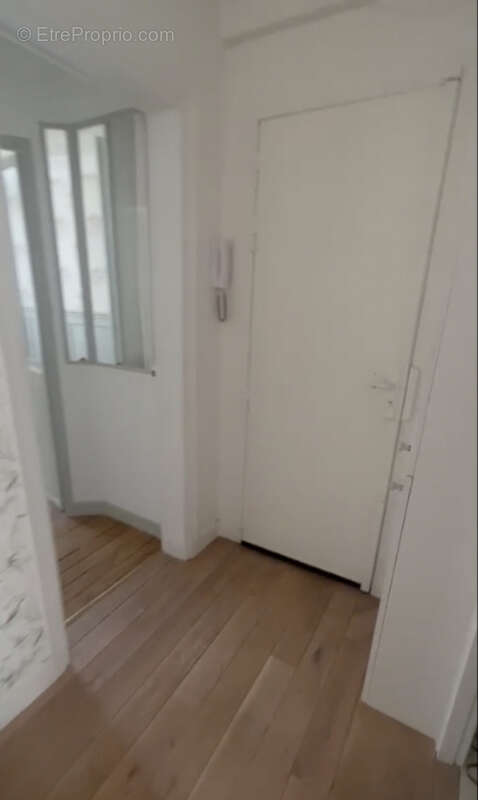 Appartement à PARIS-18E