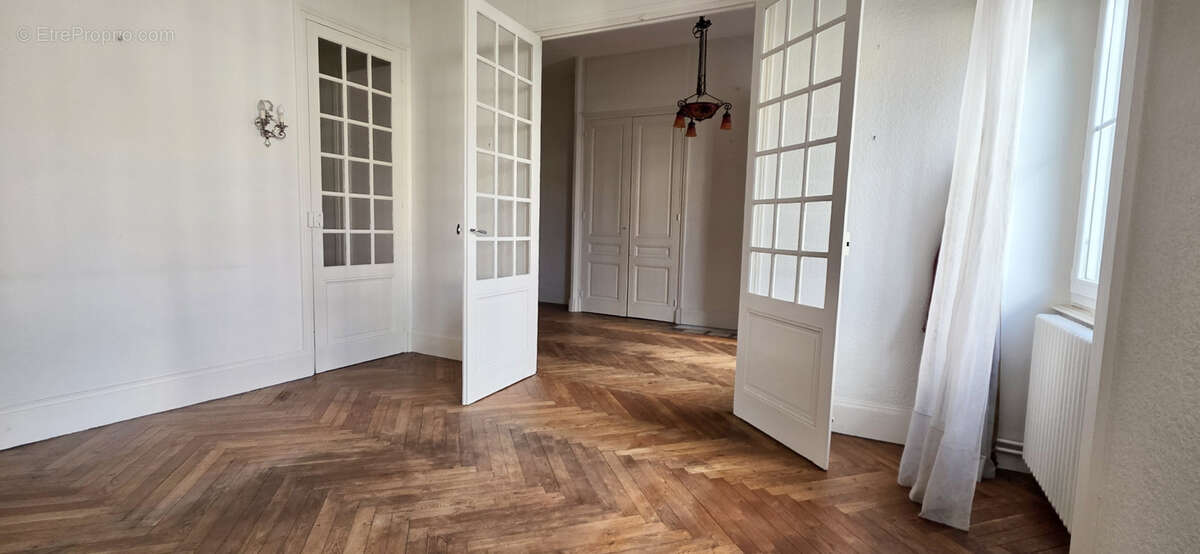 Appartement à LYON-1E