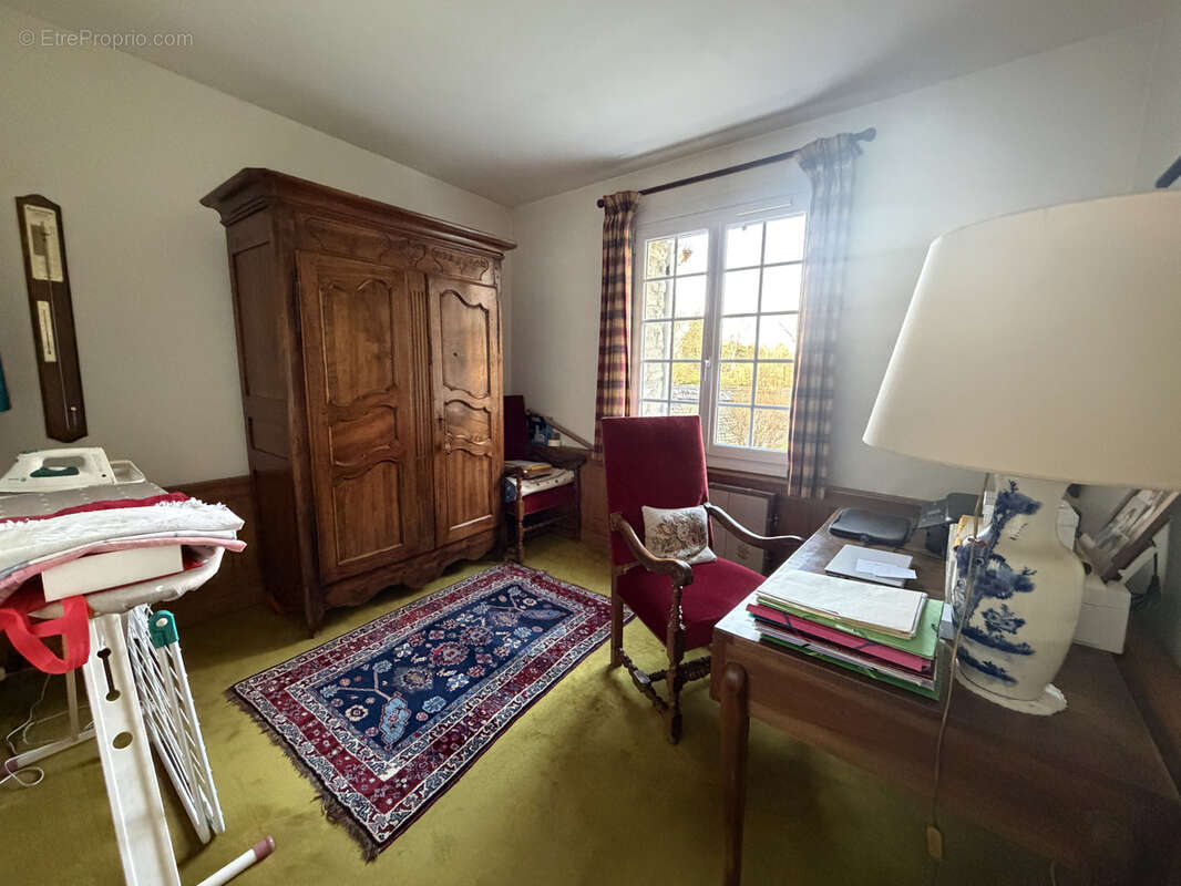 Maison à HOUDAN
