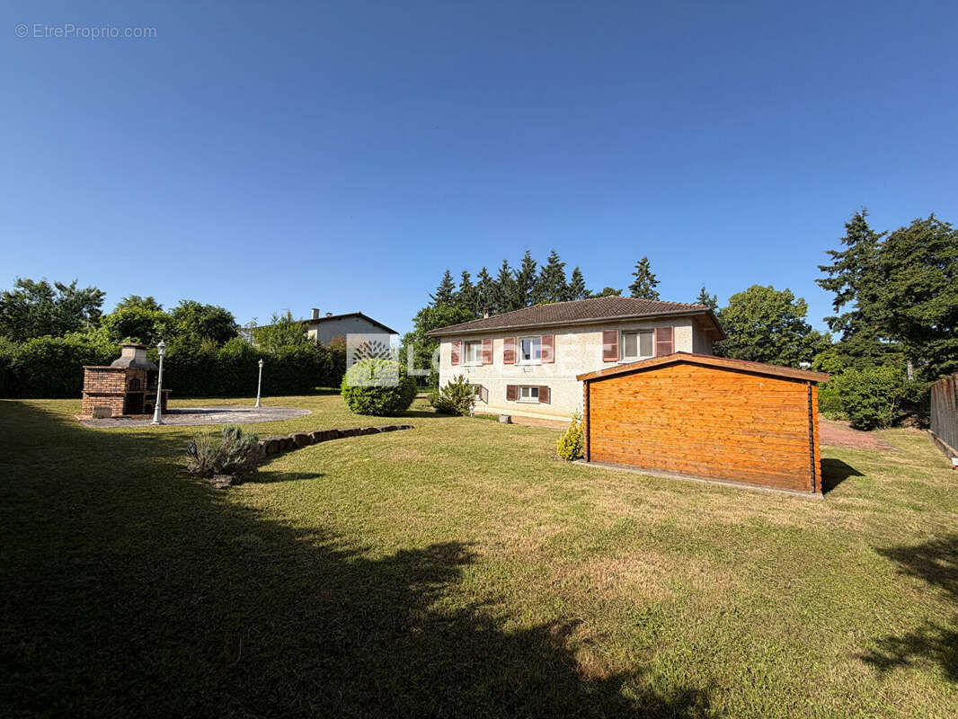 Maison à CHATILLON-SUR-CHALARONNE