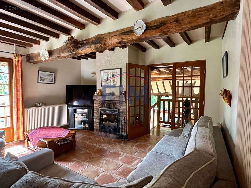 Maison à NEUFCHATEL-EN-BRAY