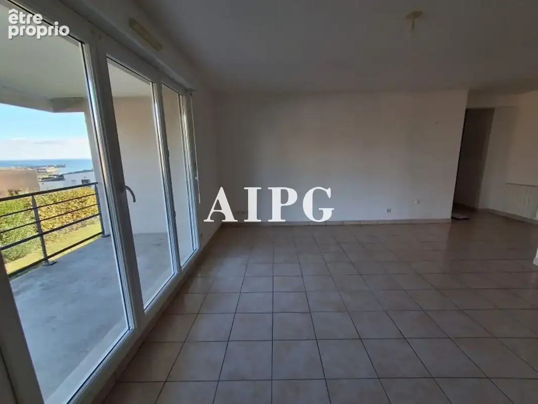 BINIC, appartement vue mer avec terrasse à vendre - photo 2