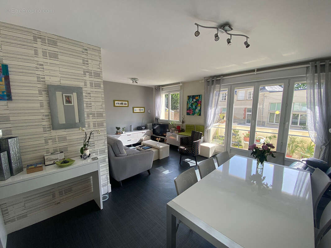 Appartement à LAVAL
