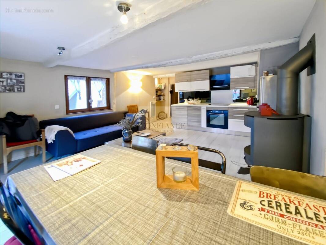 Appartement à SAINT-ETIENNE-DE-TINEE