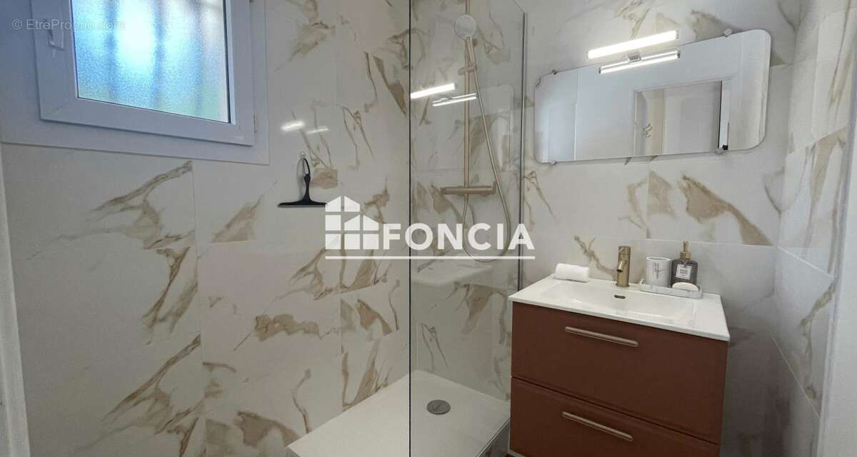 À 100 m de la mer – Appartement rénové avec jardin de 50 m² - photo 4