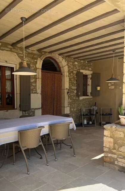 Maison à SAINT-PAULET-DE-CAISSON