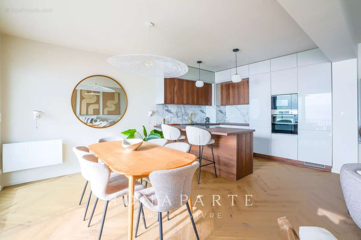Face mer/ dernier etage/ 3 chambres/ terrasse/ parkings - photo 6