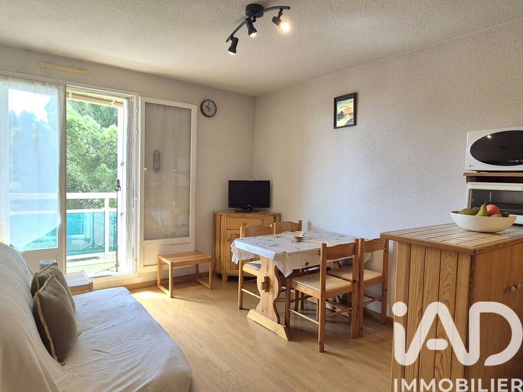 Photo 1 - Appartement à BORMES-LES-MIMOSAS