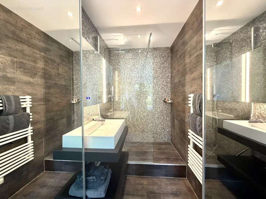 Deauville  bel appartement deux pièces avec jardin - photo 10
