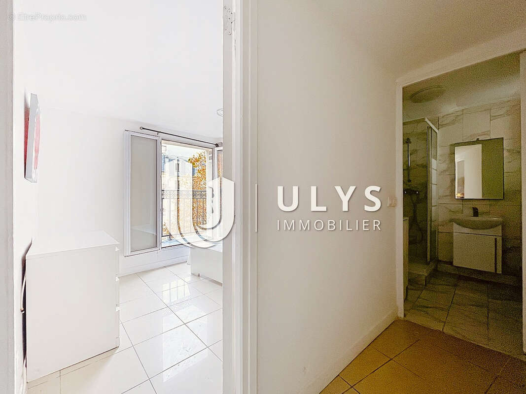 Appartement à PARIS-18E