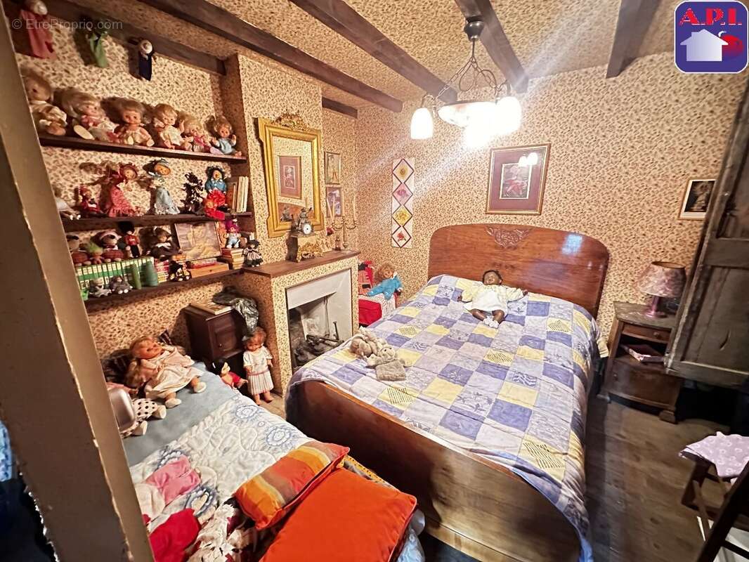 Maison à CASTELNAU-DURBAN