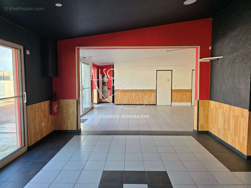 Commerce à LES SABLES-D&#039;OLONNE