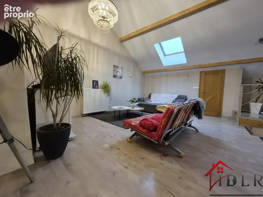 Belle ferme rénovée de 190 m2 avec terrain constructible et - photo 13