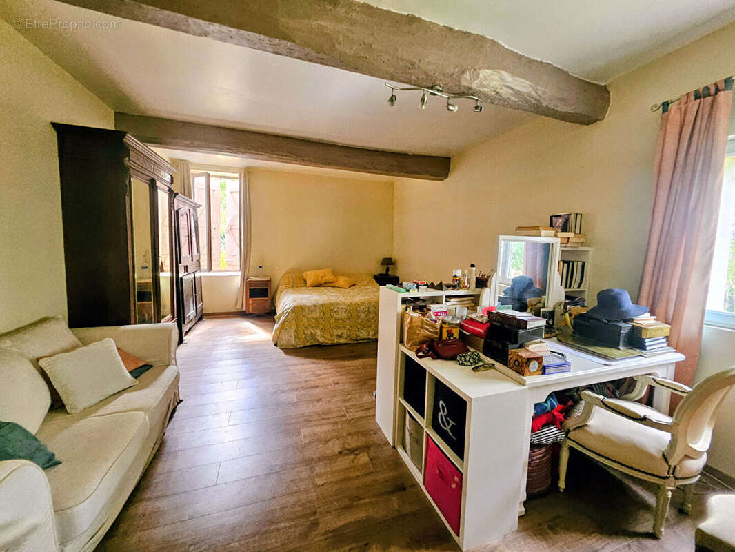 Maison Saint Rustice 5 pièces, 5 chambres. - photo 13