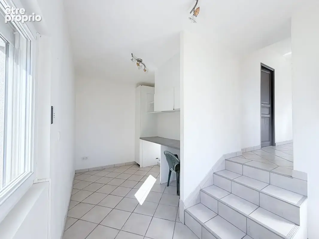 A vendre, appartement t4 avec potentiel, jardinet et parking privé, scionzier - photo 12