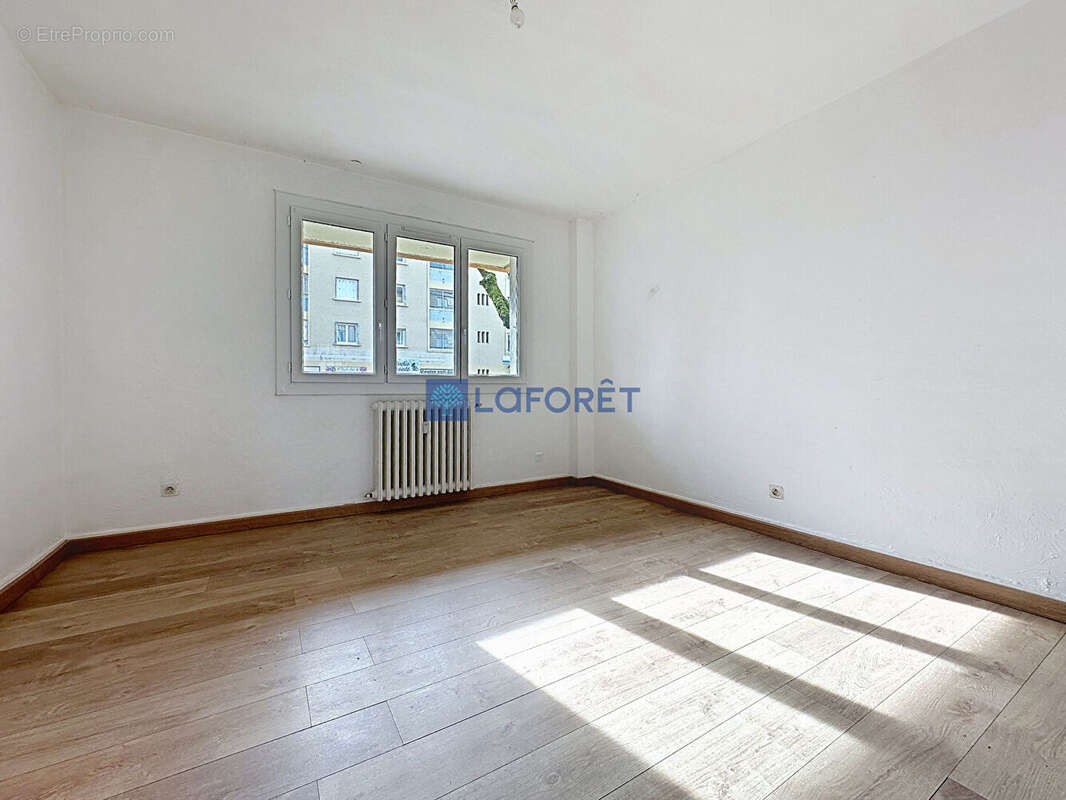 Appartement à DRAGUIGNAN