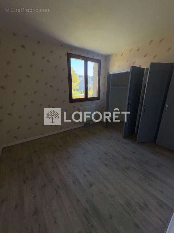 Maison à RIOM-ES-MONTAGNES