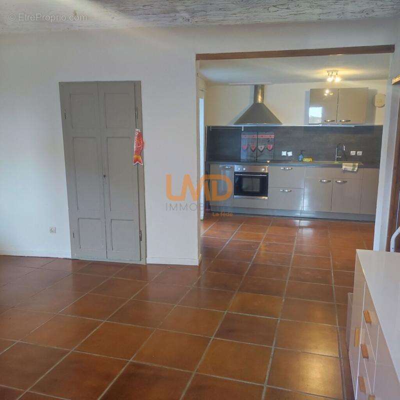 Maison à SAINT-JEAN-DE-SERRES