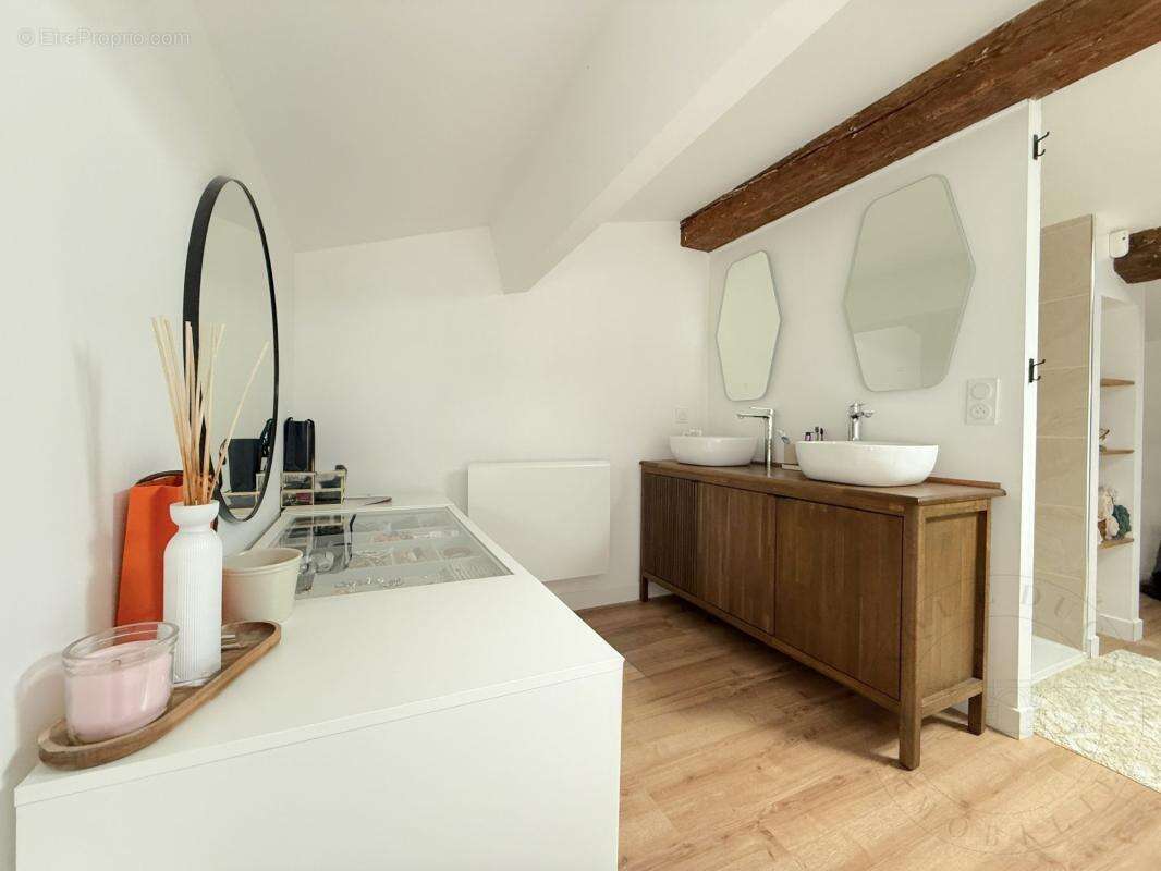 Appartement à CHAPONOST