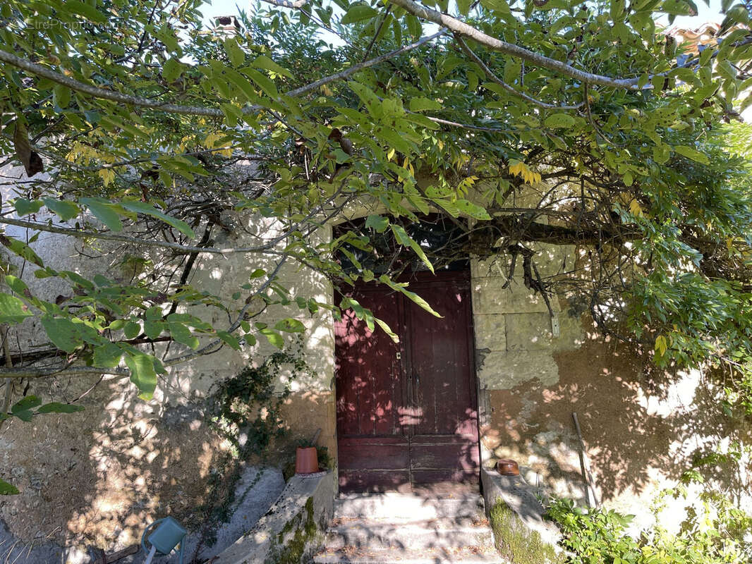 Maison à SAINT-AQUILIN