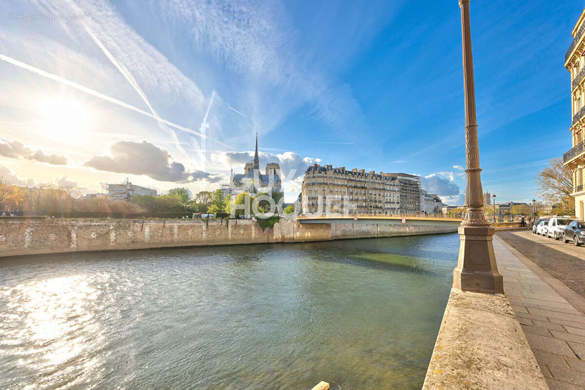 Appartement à PARIS-4E