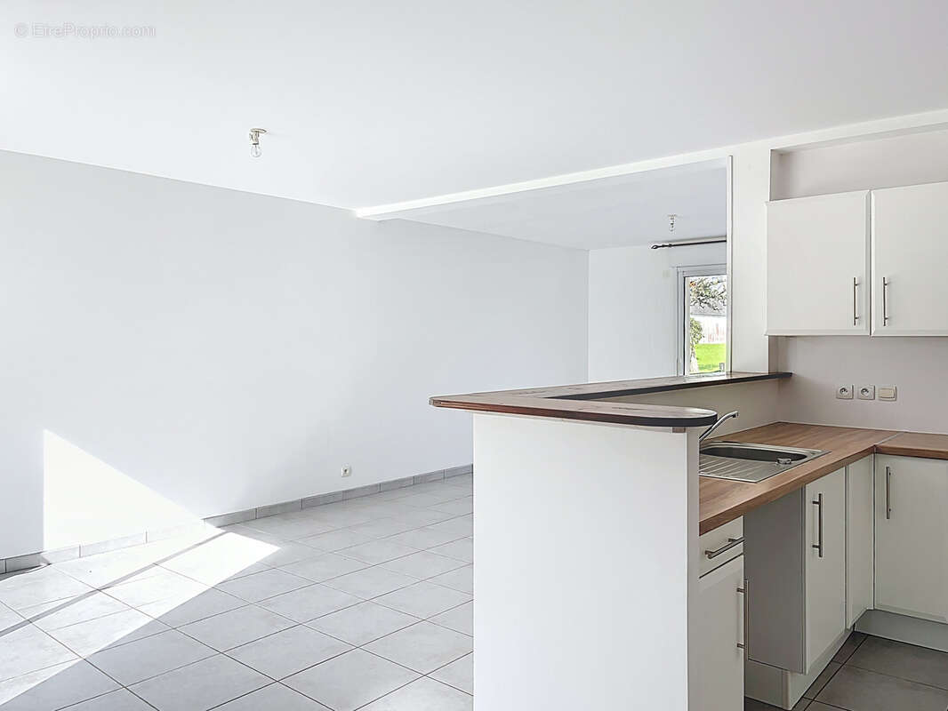 Maison à BRICQUEVILLE-SUR-MER