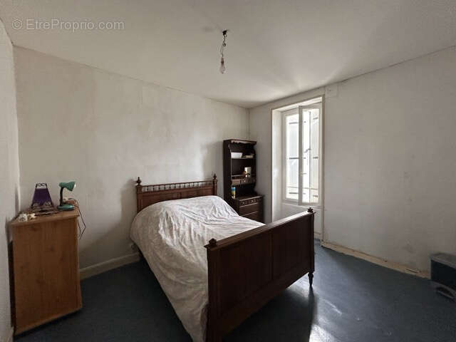 Maison à FONTENAY-LE-COMTE