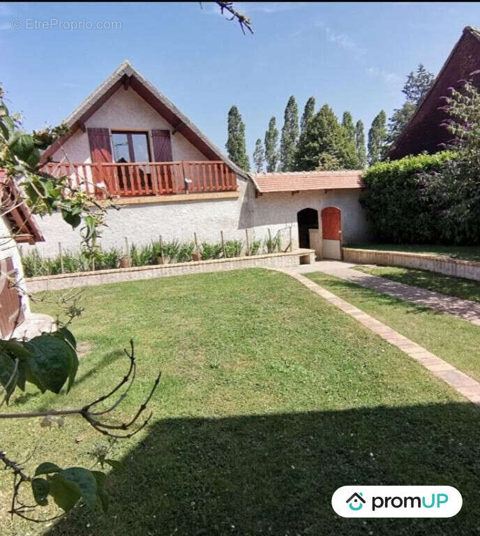 Maison à SAINT-LAURENT-EN-GATINES