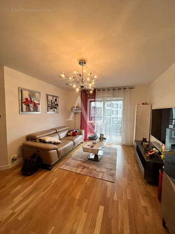 Appartement à ISSY-LES-MOULINEAUX