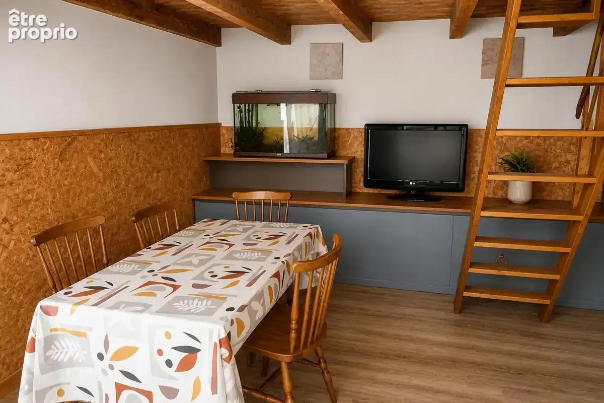 Maison de 5 pièces de 130 m² à Louroux-de-Bouble - photo 6