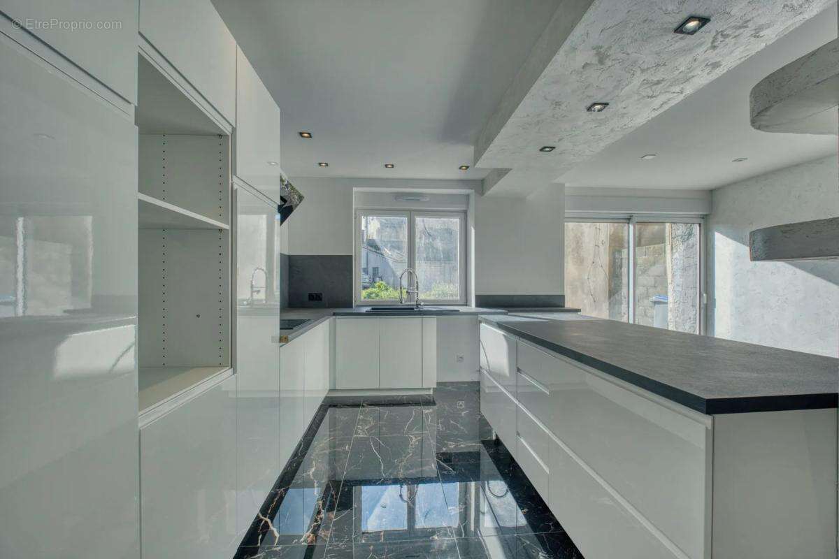 Maison à VAHL-LES-FAULQUEMONT