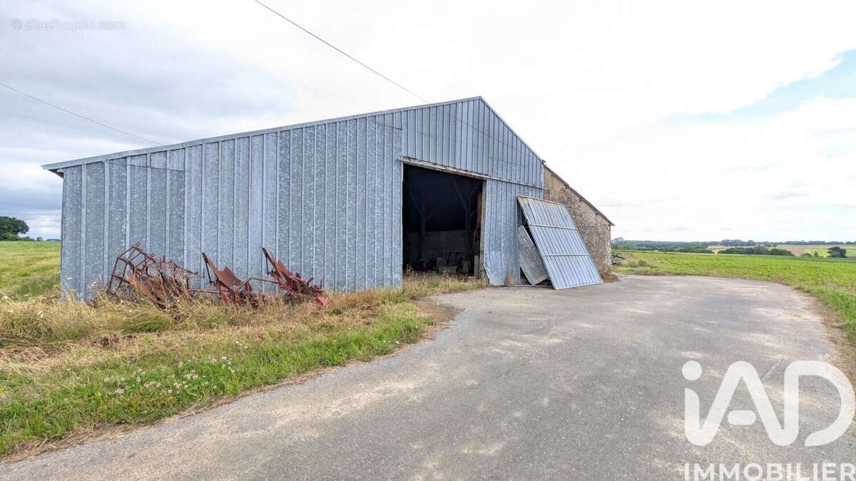 Maison 65 m² à Moreac  - photo 2