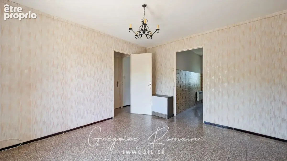 Appartement Port Saint Louis Du Rhone 4 pièce(s) 61 m2 - photo 4