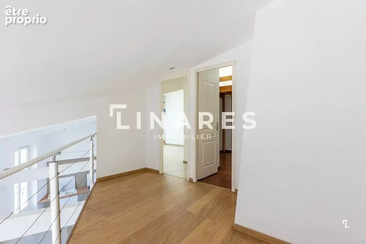 CÔTÉ PORT - Appartement T4 Duplex de 78 m2  - 13002 Hôtel-de-Ville - photo 5