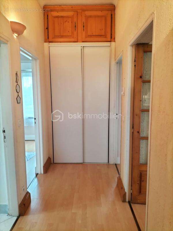 Appartement à BILLERE