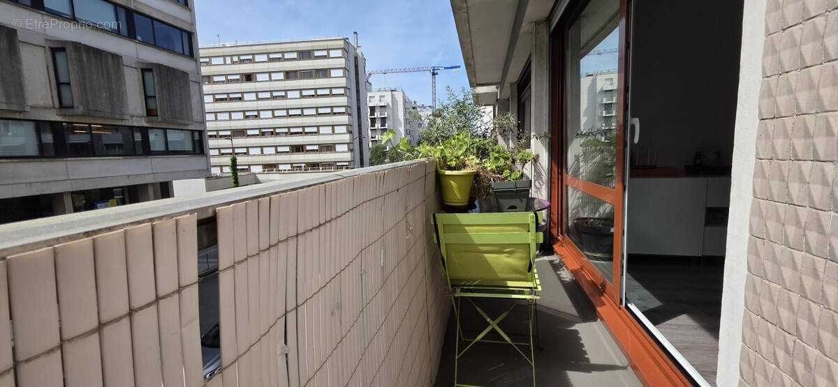 Appartement à PARIS-12E