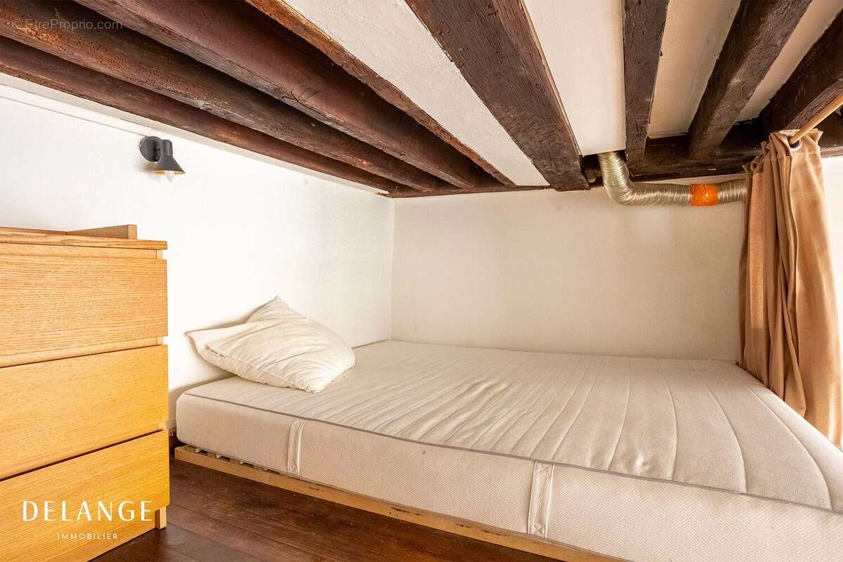 Appartement à PARIS-5E