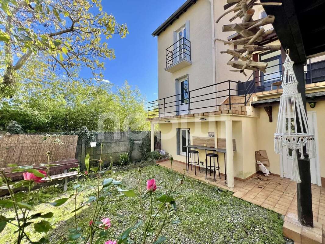 Maison à CHATELGUYON